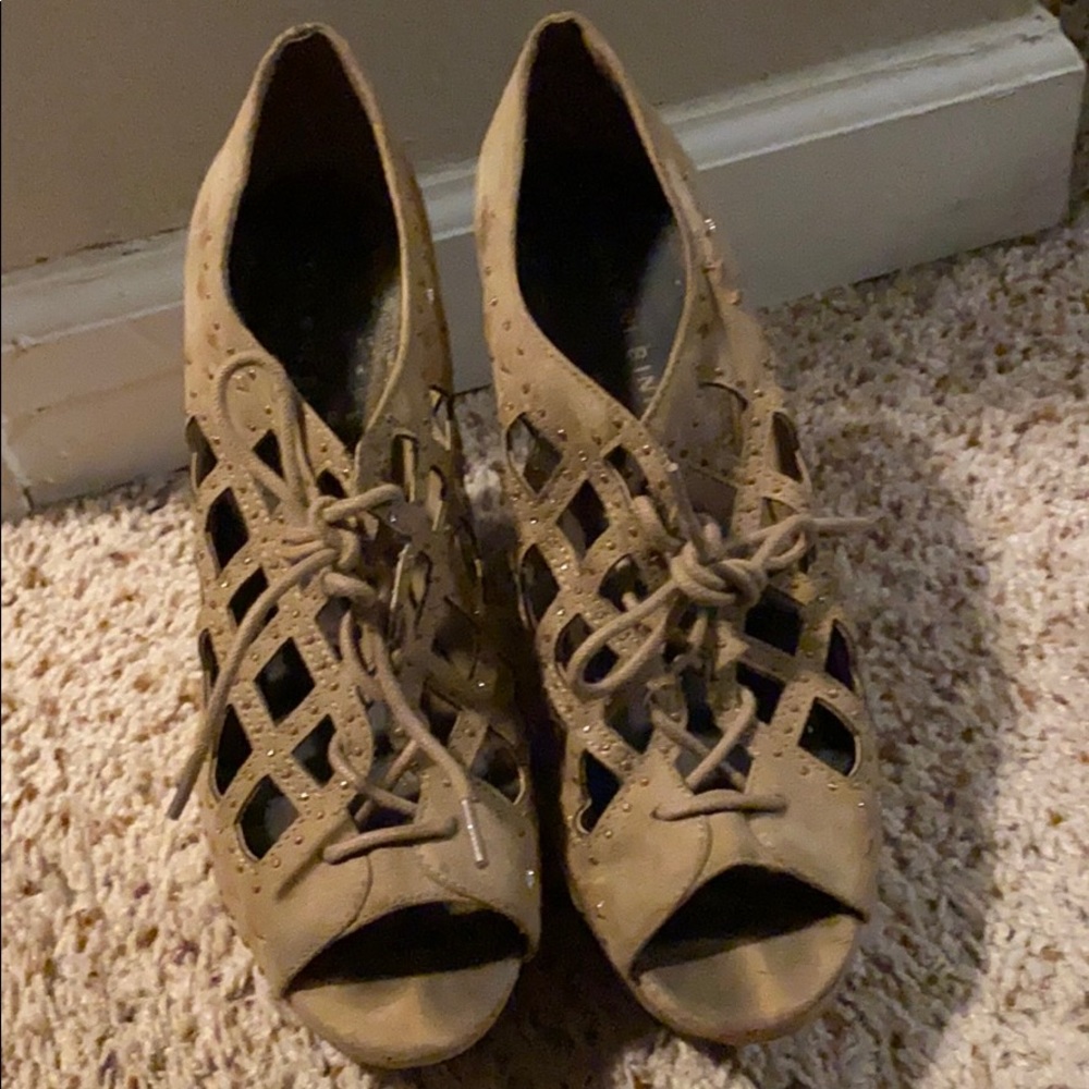Gianna Bini Wedges